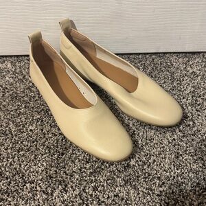 Everlane Cream Women's Loafers